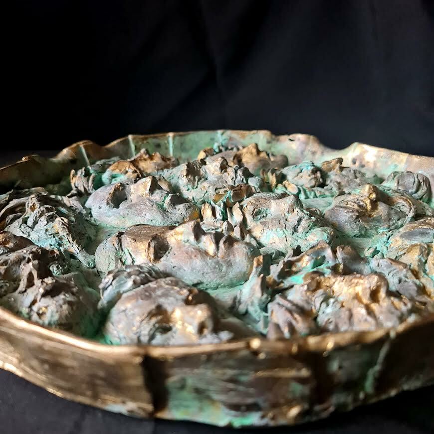 #достоевский #достоевскийфм #бобок #1001sculptures #sculpture #sculptures #contemporarysculpture #escultura #bronze #bronzesculpture #artsculpture #figuretivesculpture #metalsculpture #скульптура #скульптураизбронзы #современнаяскульптура #скульптуравинтерьер #бронзоваяскульптура #авторскаяскульптура #bronzeart #bronzestatue #esculpture #скульптураизметалла К 150-летию рассказа Фёдора Достоевского "БОБОК".