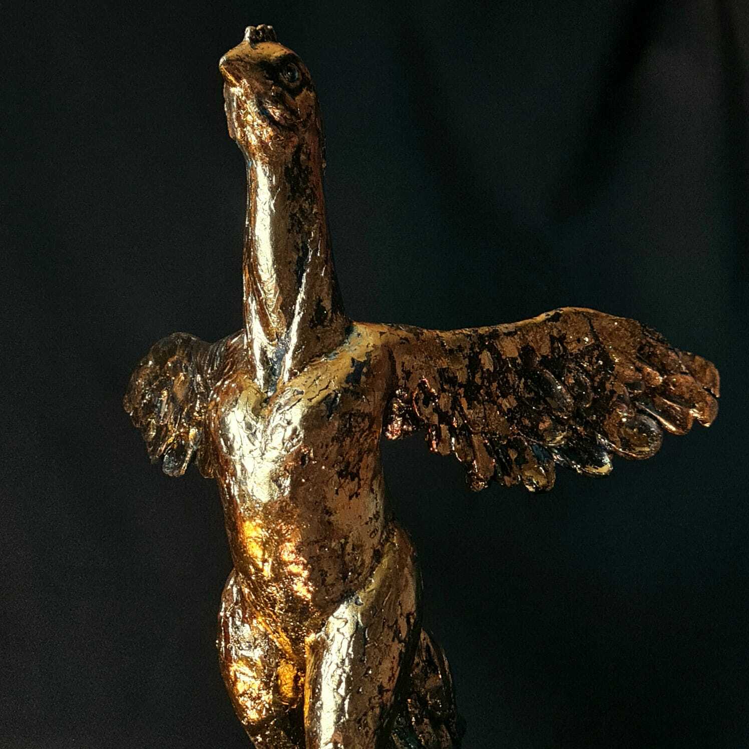 "NIKA" sculpture "NIKA" sculpture